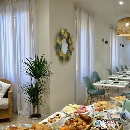 Hotel Bel Sit Алассио Экстерьер фото