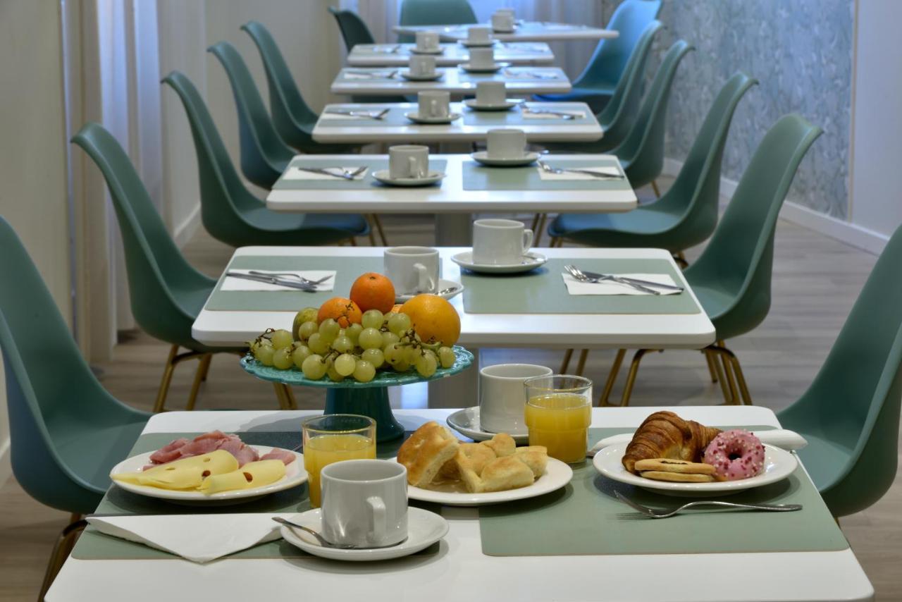 Hotel Bel Sit Алассио Экстерьер фото